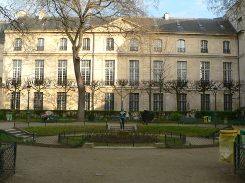 square-georges-cain