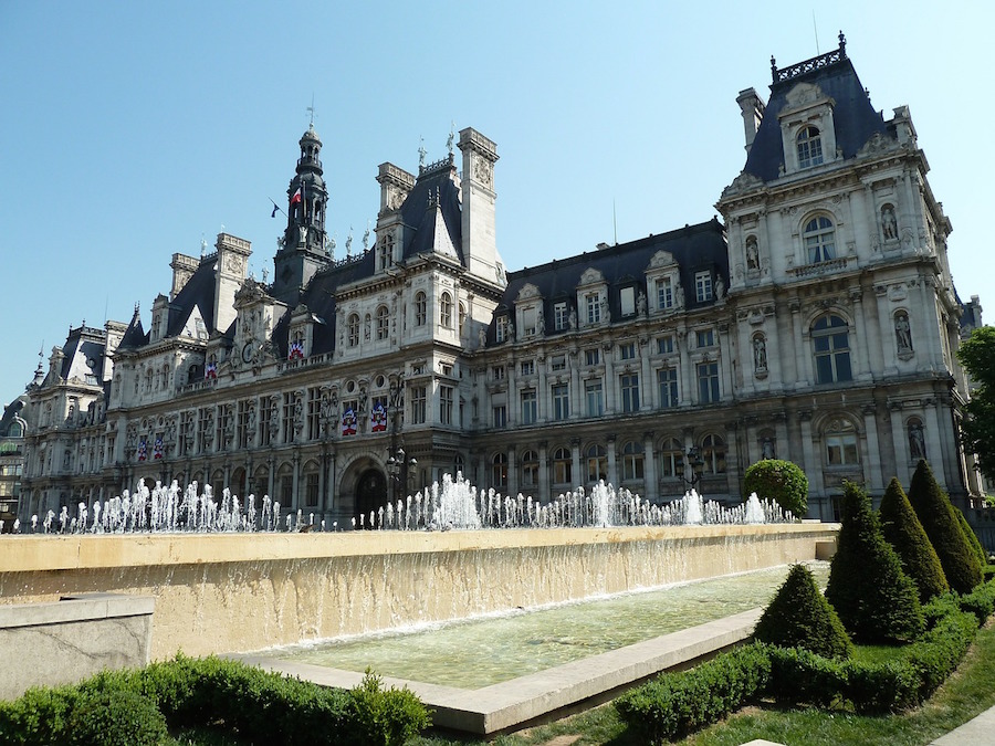 visit paris city hall