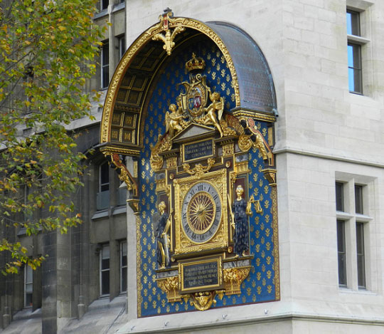 plus vieille horloge publique paris