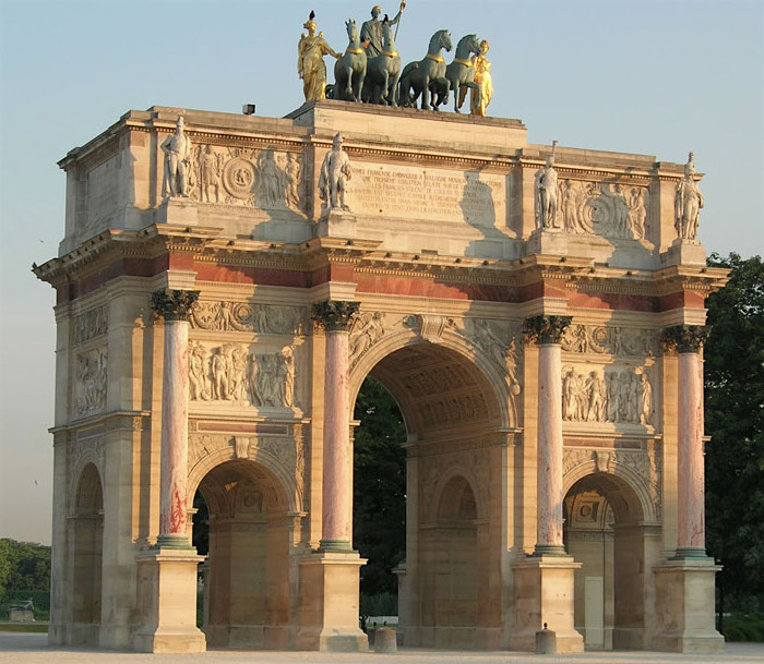 The Arc De Triomphe Du Carrousel Un Jour De Plus A Paris