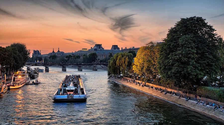 bateau mouche