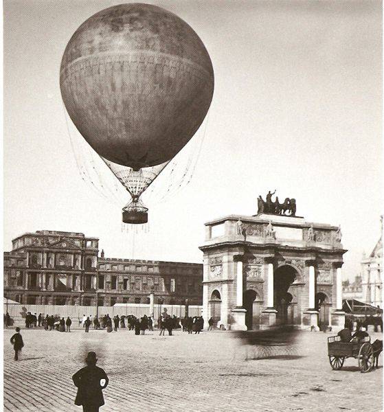 montgolfiere sur la place du Carrousel 1878
